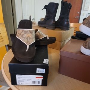 Coach size 10 tan wedge sandal